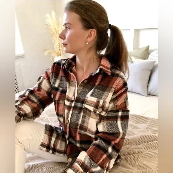 🎁New Oversized Plaid Jacket with Corduroy Collar🎁 - Picture 6 of 15